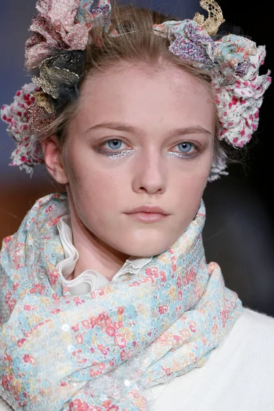 Look 7